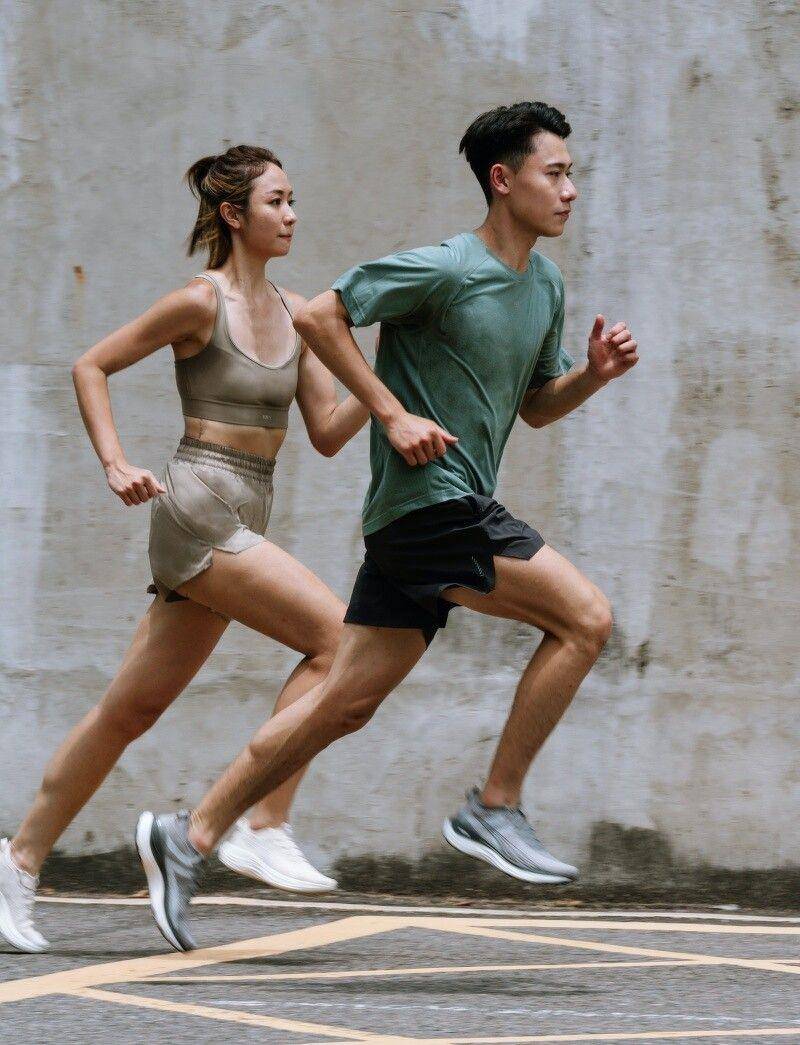 2023下半年8双跑鞋推荐！NIKE、NB强大回馈感　入门到进阶包办 最新资讯 图7张