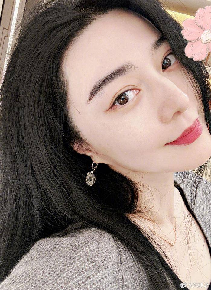 星・变美／范冰冰肌肤敏感这样做！泡泡洁颜降低摩擦、养肤成分绝不省 最新资讯 图1张