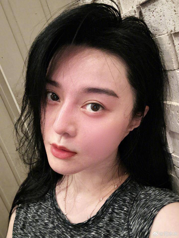 星・变美／范冰冰肌肤敏感这样做！泡泡洁颜降低摩擦、养肤成分绝不省 最新资讯 图2张