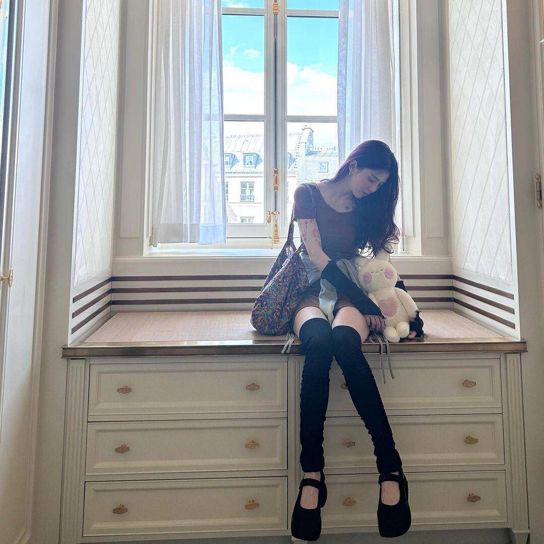 韩韶禧机场影片太美百万人都在看！“好比例美腿”养成方法公开 最新资讯 图4张