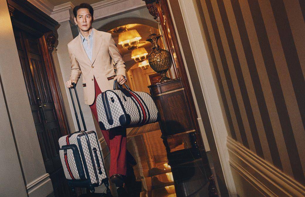 RIMOWA X Tiffany登机箱钻石面放闪　迷你箱73,500元入手 时尚穿搭 图4张