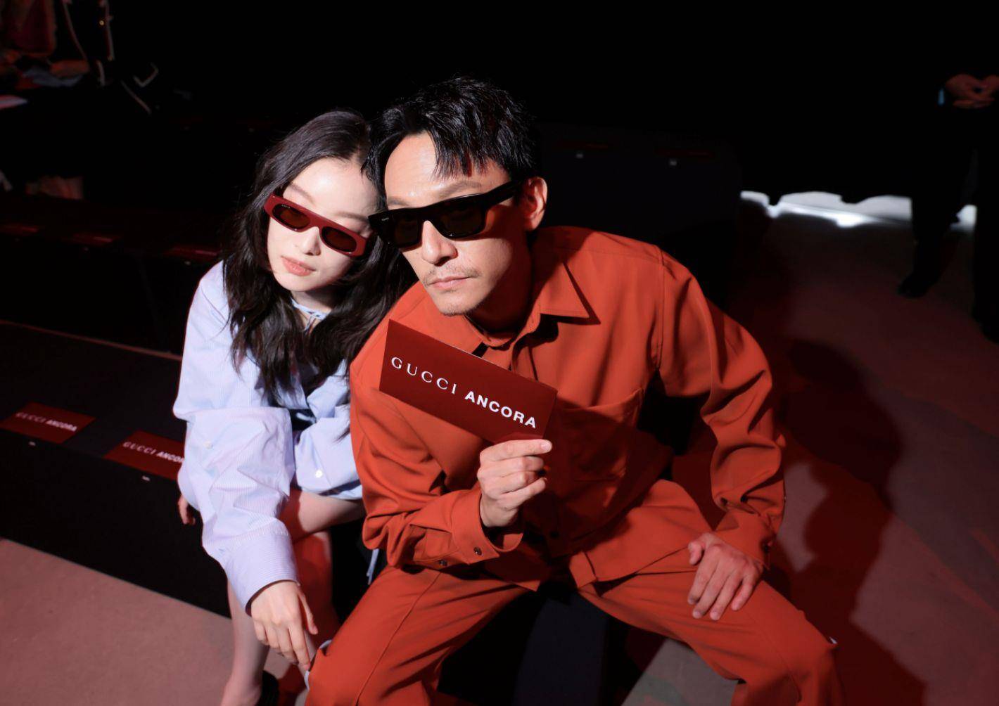 米兰时装周／张震、倪妮合体！GUCCI新总监首秀“告别极繁美学”贾姬包大变动 时尚穿搭 图1张
