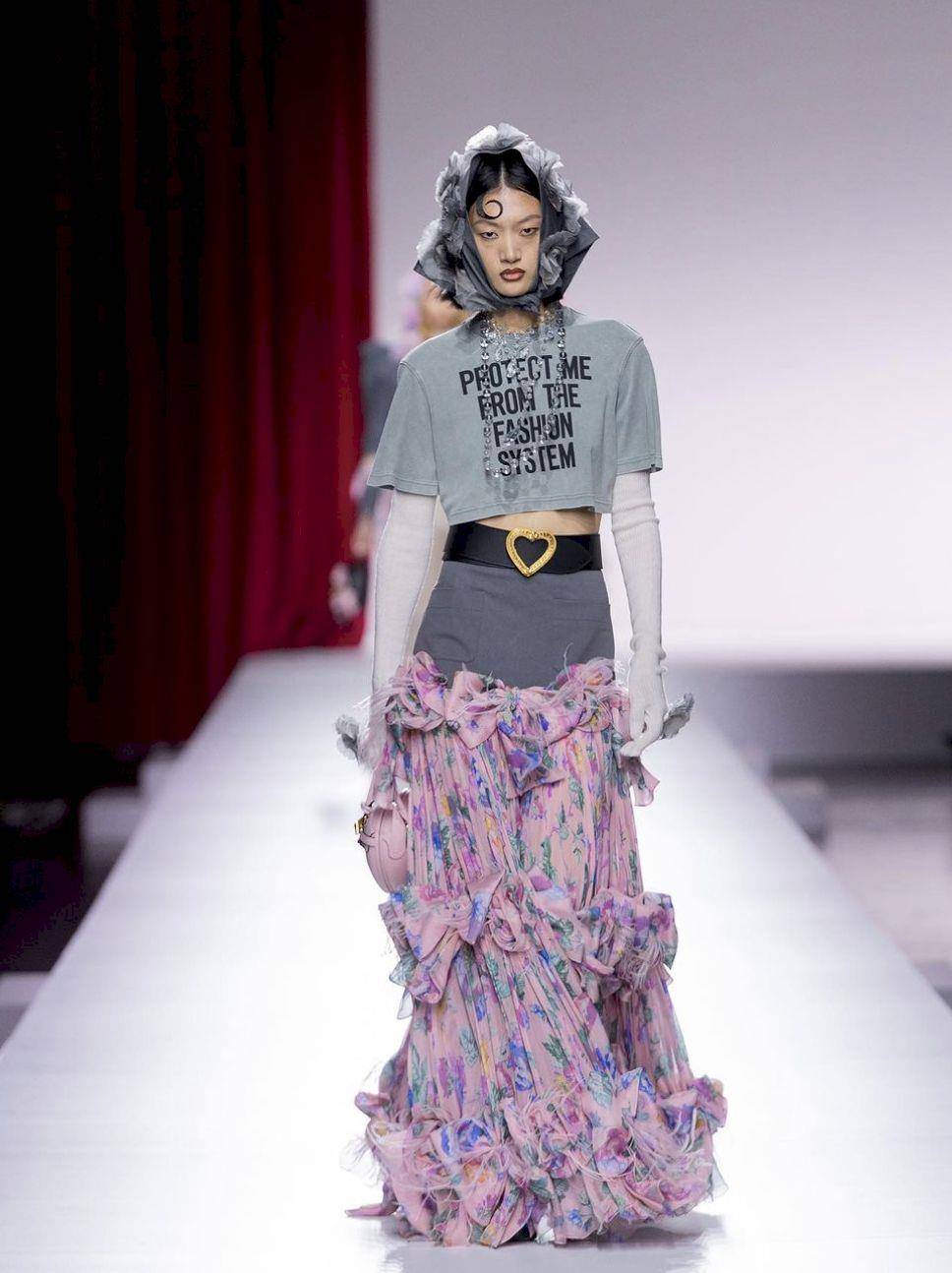 MOSCHINO新任创意总监身分揭晓！　曾任职GUCCI 20年、明年2月见真章 名人名流 图2张