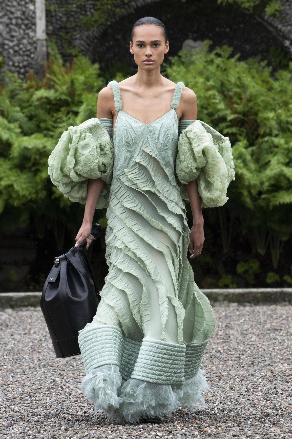 DIOR衣服、饰品都是蝴蝶！2024早春一秒飞墨西哥 托特包选择好多 时尚穿搭 图19张