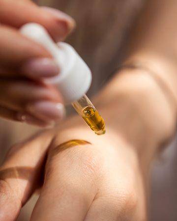 肌肤干荒拉警报？专家教你3招解救：洗脸水温不能热 最新资讯 图4张