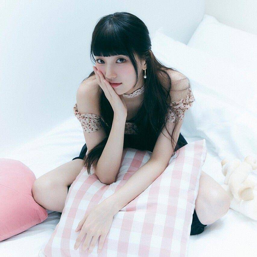 秀智肉肉脸逆袭《室友斗娜》精致美人！变美思路分析　妆容提亮是关键 最新资讯 图7张