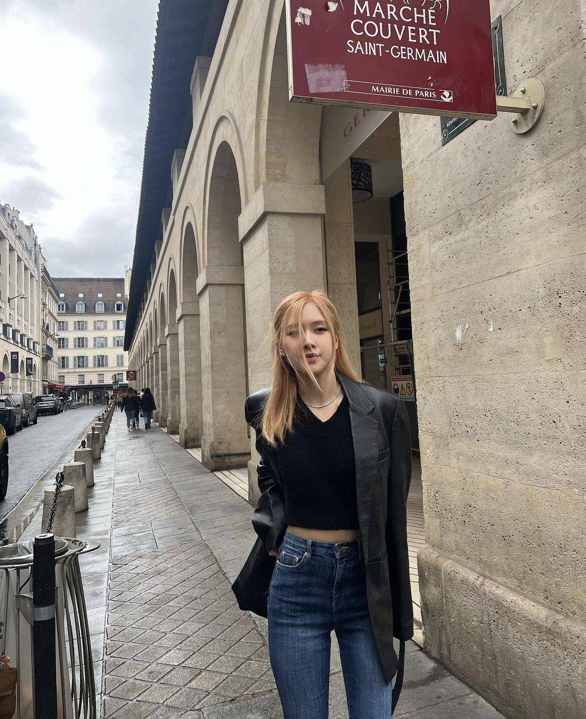 5大秋冬必备单品＆搭配诀窍　BLACKPINK都在穿皮外套、黑色长靴最百搭 最新资讯 图3张