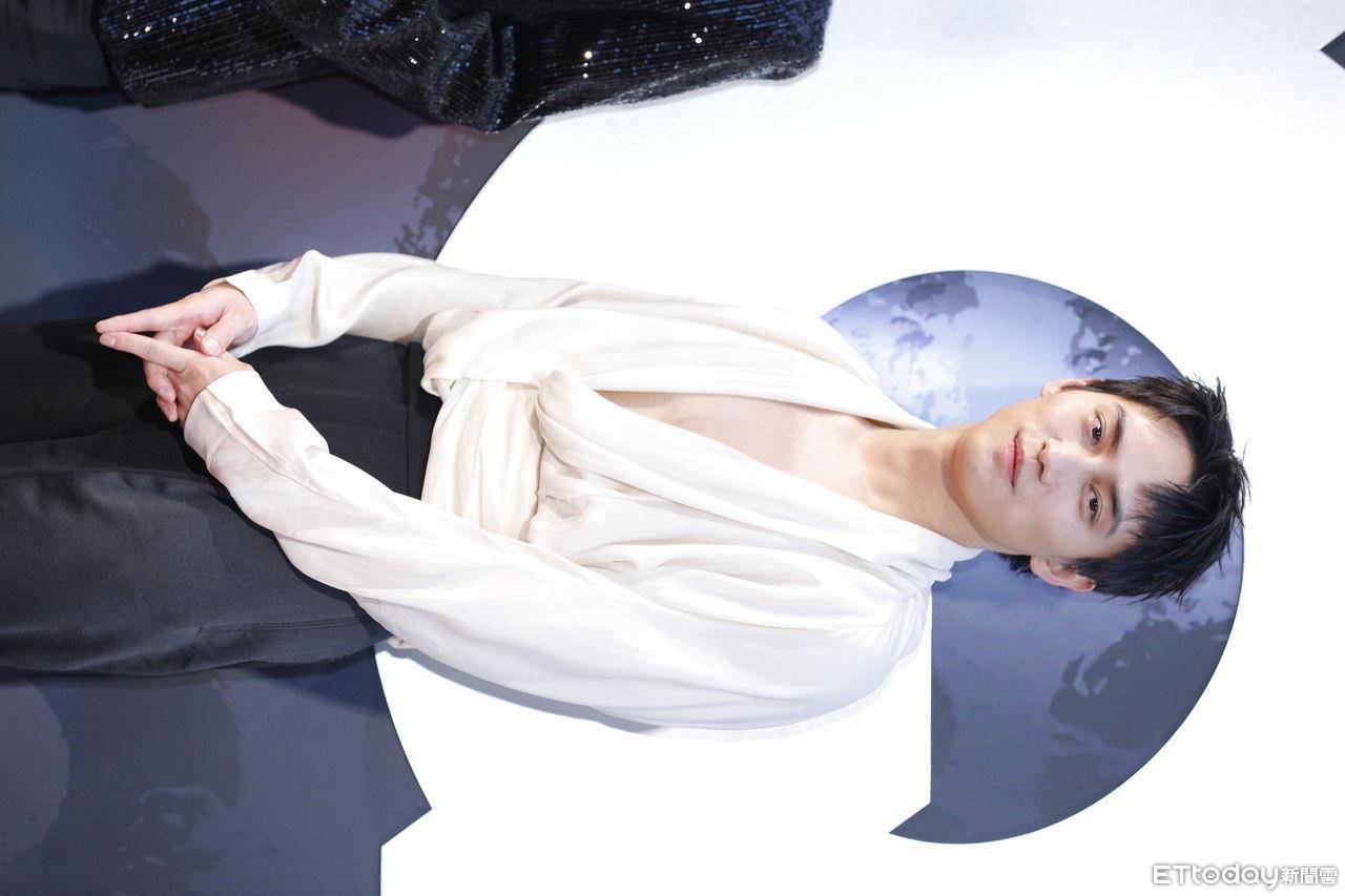 43岁陈冠希久违现身“中国台湾的朋友好久不见”　韩星DPR IAN露腹肌全场最辣 名人名流 图9张