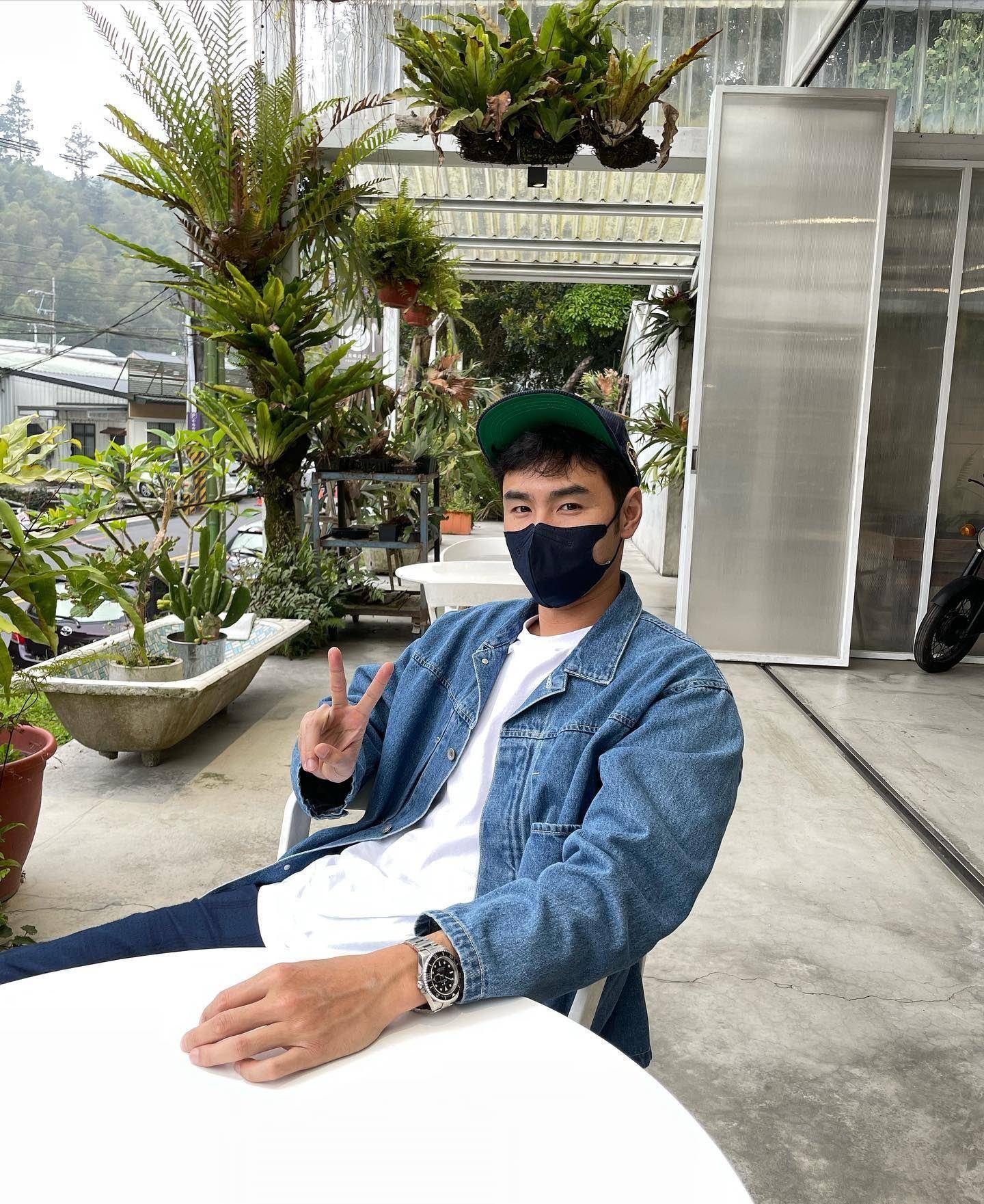 金马60／阮经天驾驭花俏西装不费力　休闲装爱搭百万“表王”、劳力士 名人名流 图5张