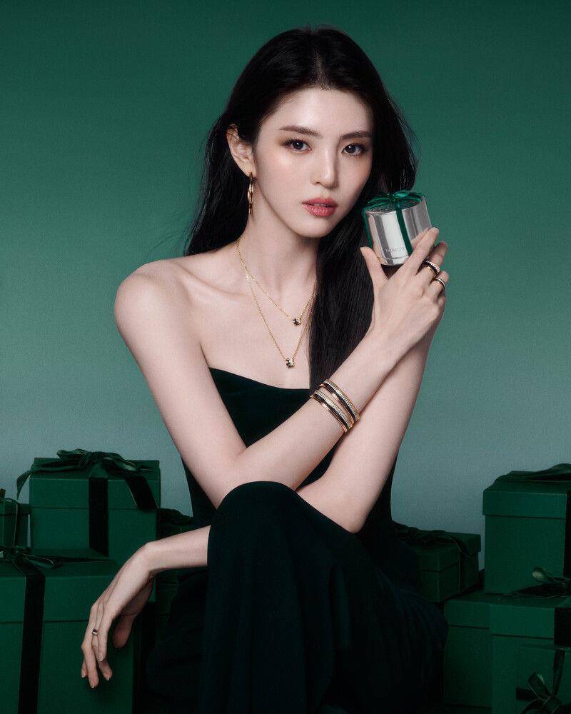 圣诞礼物“项炼”送出心意！宋慧乔、Jennie私服同款经典超百搭 最新资讯 图5张