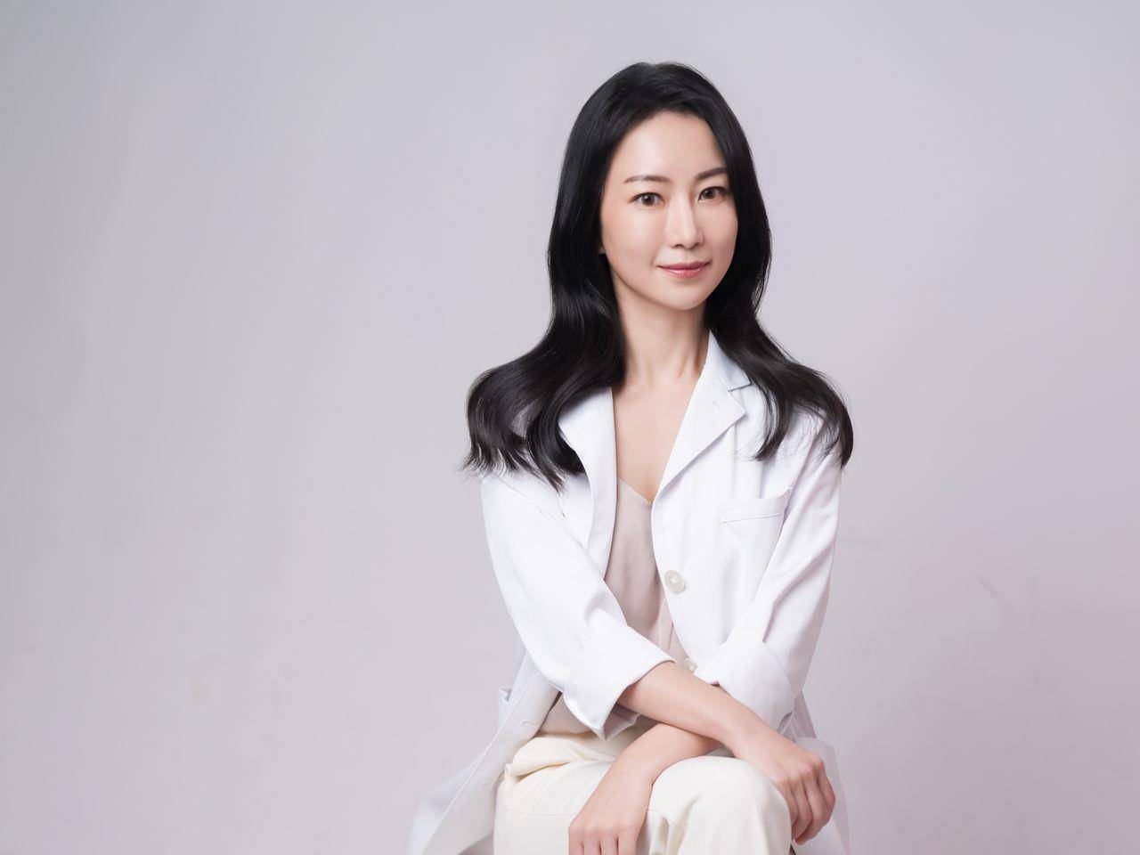 染后“4周养护法”让发色更持久　不想掉发多补充维生素、锌铁 最新资讯 图2张