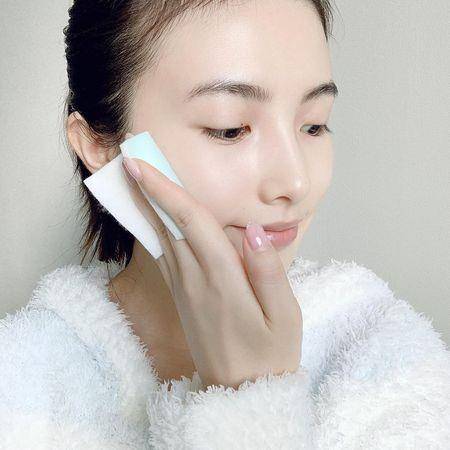 皮肤科医师曝“让你白花钱”的4种保养品　小心没效还伤肌肤 最新资讯 图3张