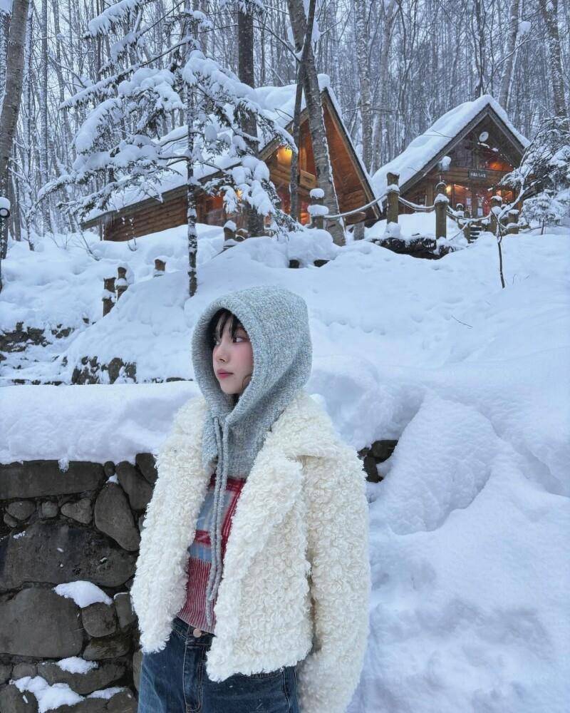 Karina甜酷私服穿搭让人一见锺情！邻家休闲、小性感稳稳拿捏 最新资讯 图7张