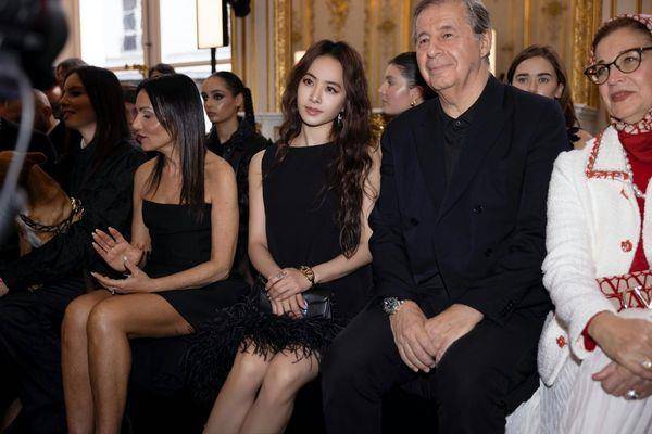 周杰伦时尚履历再+1！成RIMOWA首位全球代言华人　与Rosé当“同事” 名人名流 图4张