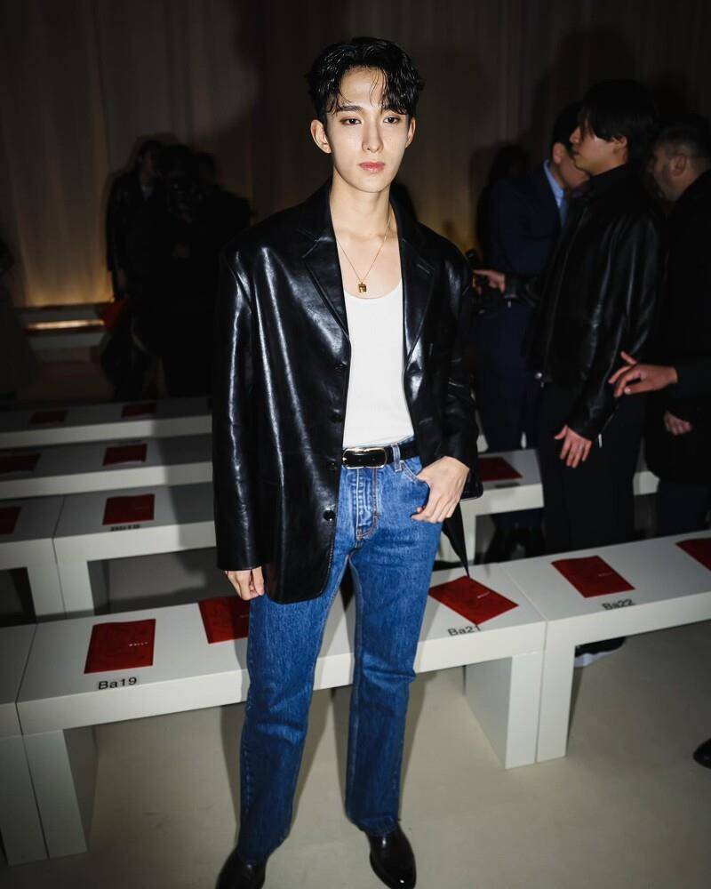 SEVENTEEN时装周造型全辑！净汉根本YSL王子、DK皮衣帅翻 名人名流 图9张