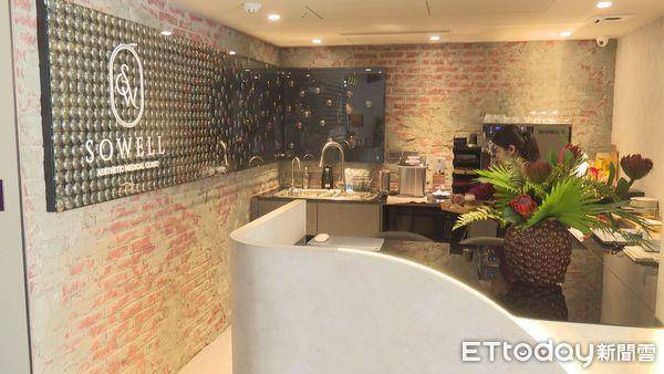 守葳诊所台北店盛大开幕！女神许路儿、许维恩首度同台分享匿龄秘诀 最新资讯 图4张