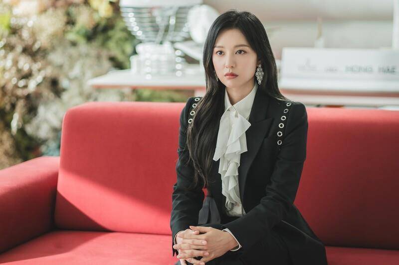 《泪之女王》金智媛“百货女王妆”画法公开　超美唇色被神出同款 最新资讯 图5张