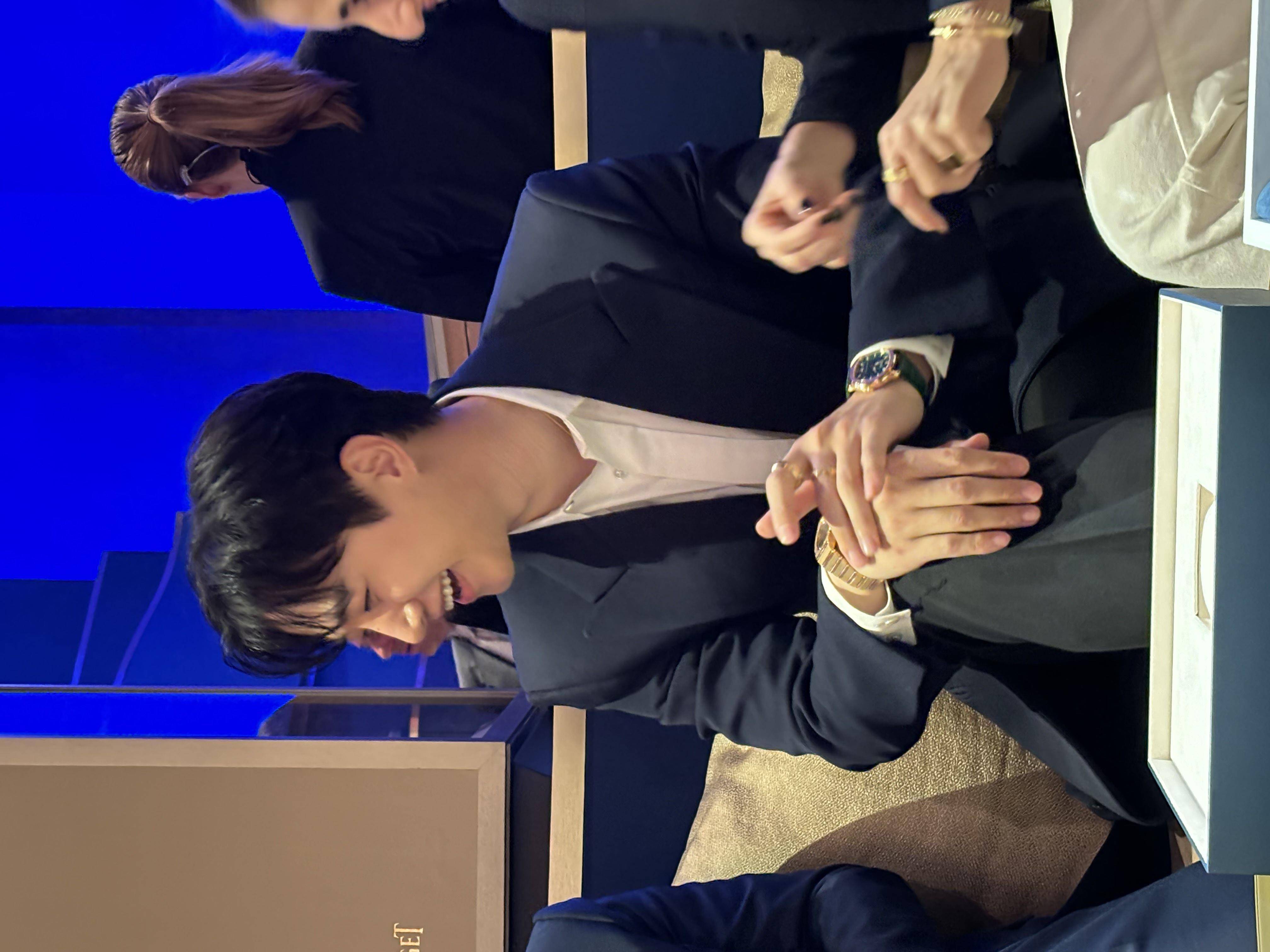 表展直击／李俊昊伯爵新表想全打包　泰星Apo送飞吻电晕粉丝 奢侈品牌 图1张