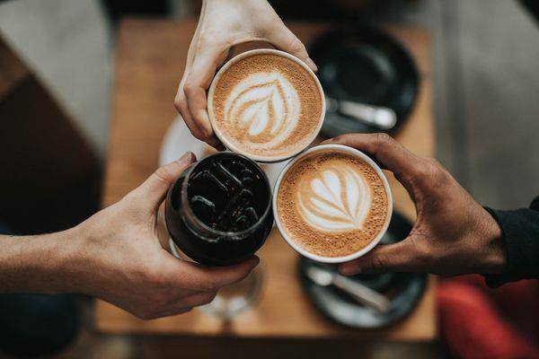▲▼营养师：咖啡下午3点前喝完才不怕影响睡眠 。（图／Unsplash）