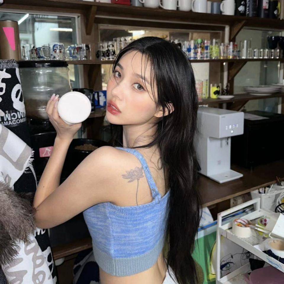 舒华彩妆师教“女团悍妆法”！超牢固效果疯狂唱跳粉底都不花 最新资讯 图2张