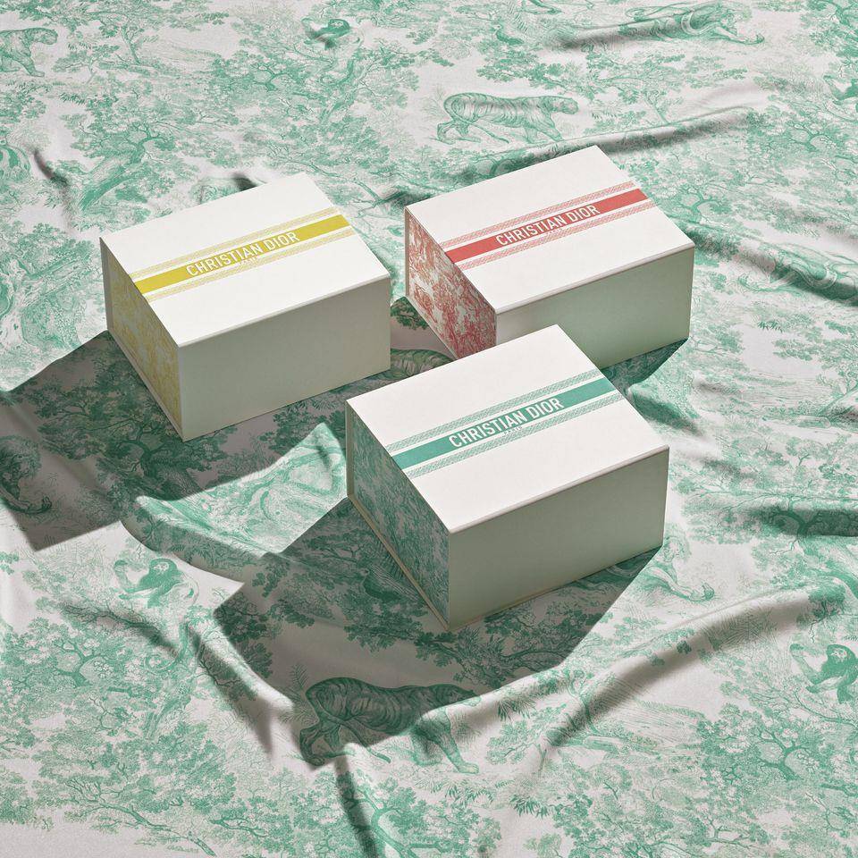 薄荷绿约依印花美炸了！想当精致女孩香水旅行瓶必GET 最新资讯 图4张