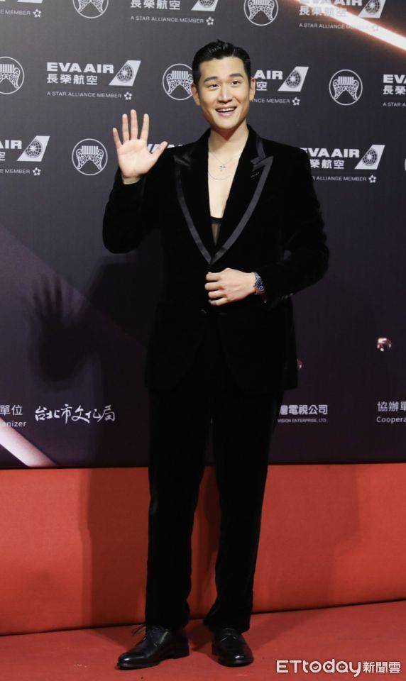 金曲时尚／网友票选孙盛希红毯最美、周兴哲险胜黄宣拿下最帅 时尚穿搭 图7张