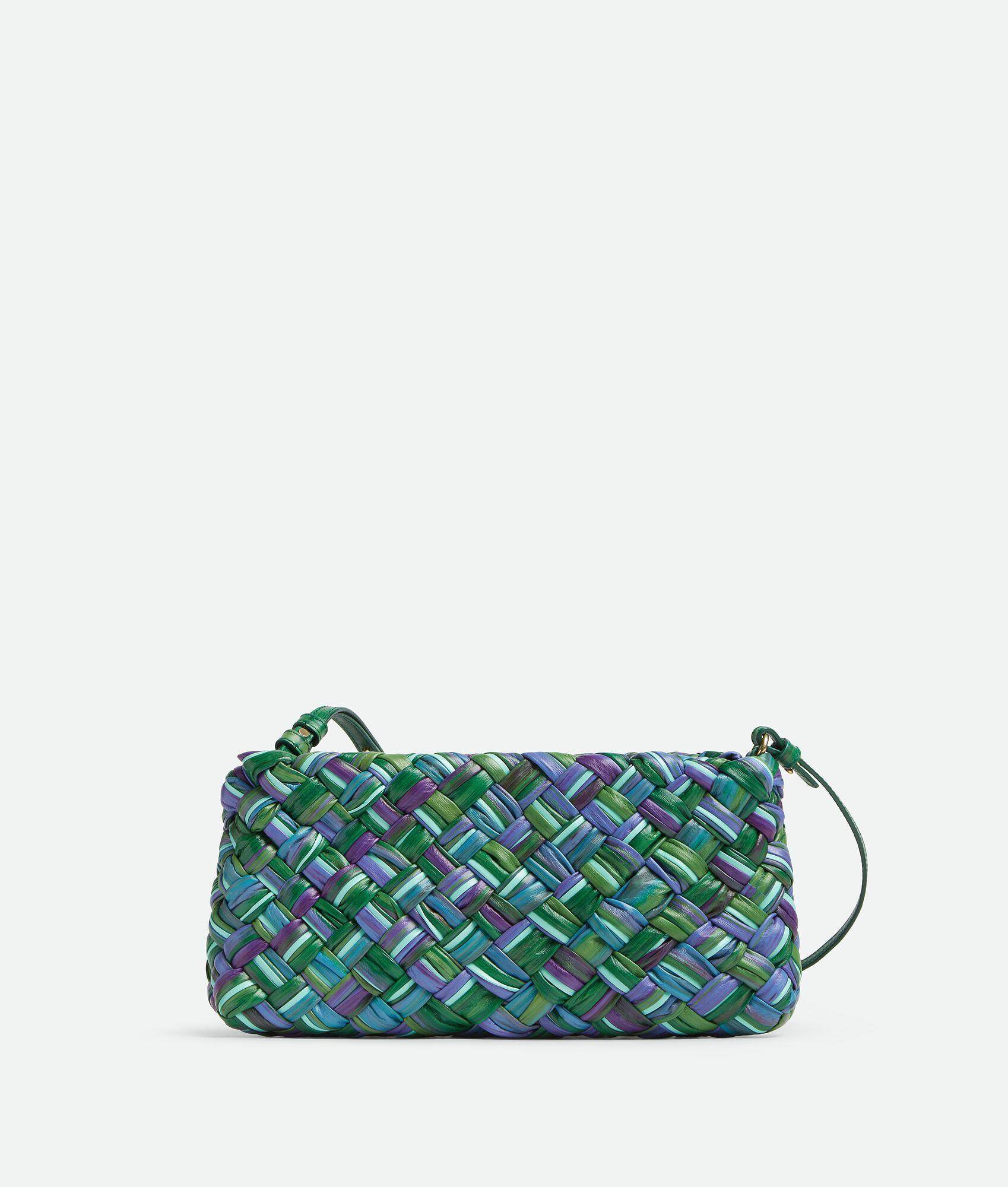 妮可基嫚、凯特摩丝冻龄带货！为Balenciaga机车包Le City回归拍美照 名人名流 图6张