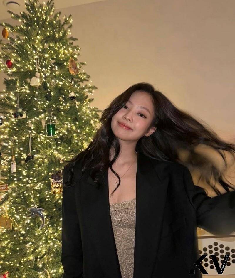 Jennie珠宝穿搭4招！戒指叠戴、多层项炼打造小脸　职场也适合 最新资讯 图11张