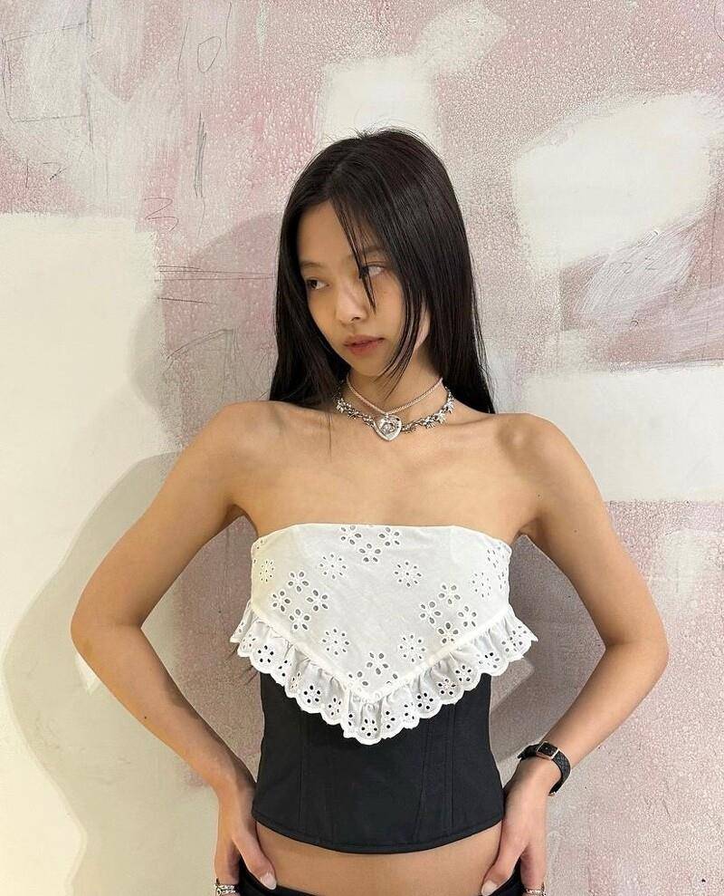 Jennie珠宝穿搭4招！戒指叠戴、多层项炼打造小脸　职场也适合 最新资讯 图17张
