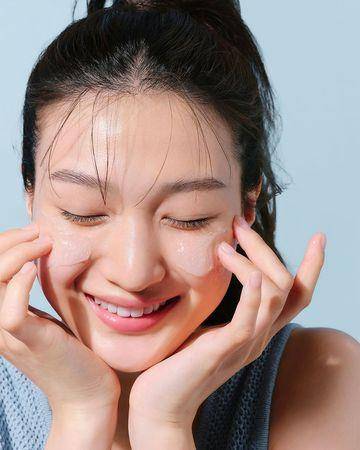 痘痘好更快！皮肤科医师教“长痘期正确保养”6重点：喷雾要少用 最新资讯 图3张
