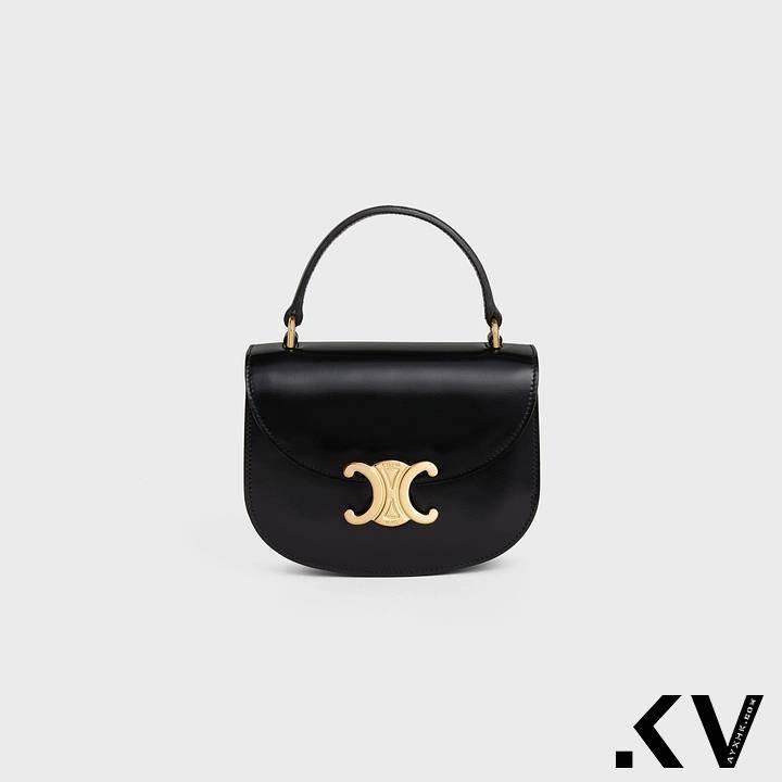 Lisa背过的同款精品包都被热搜　LV、CELINE想跟着入手 时尚穿搭 图11张