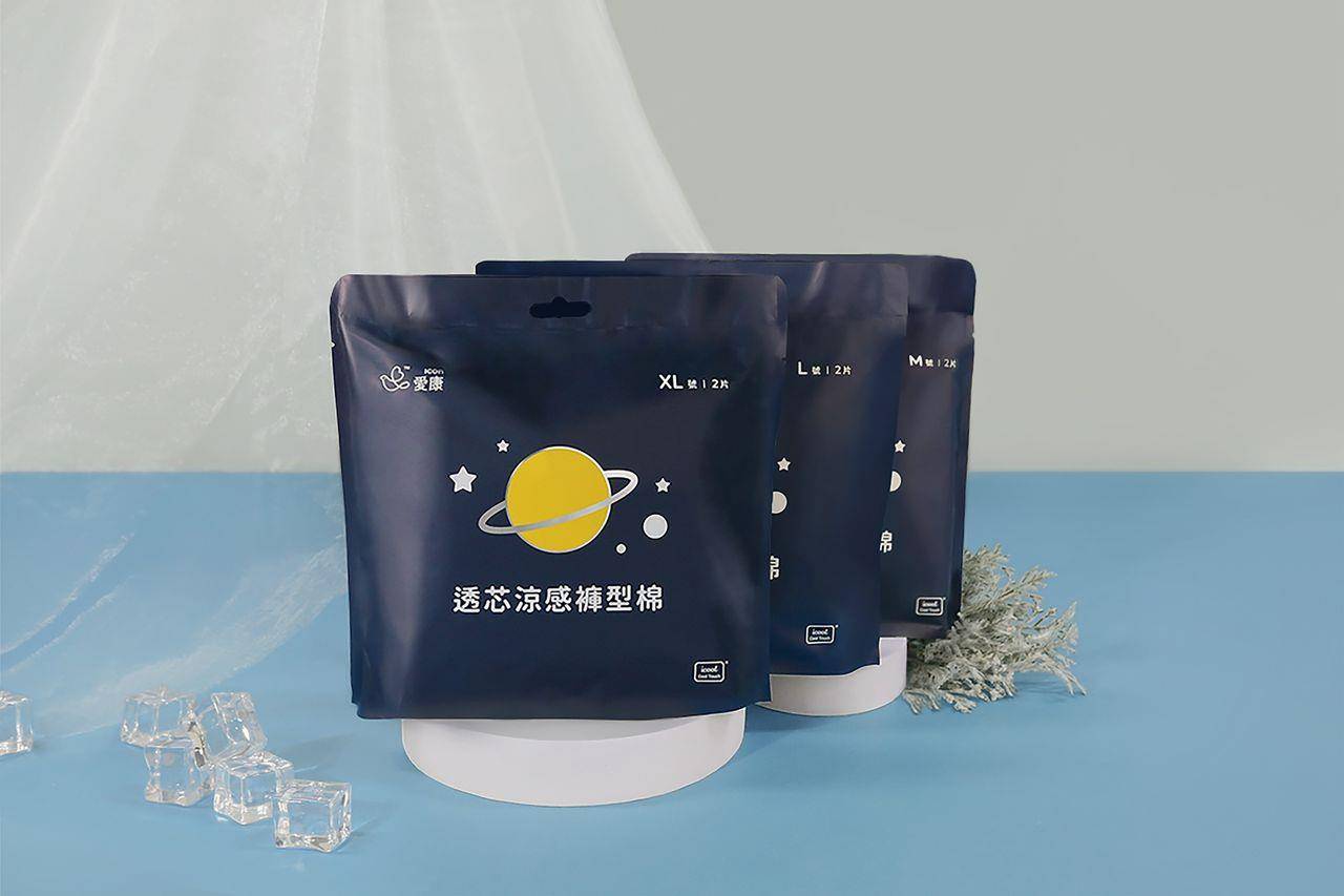瞧不起就错了！女生夏日必备凉感小物　上妆、生理期都好清爽 最新资讯 图3张