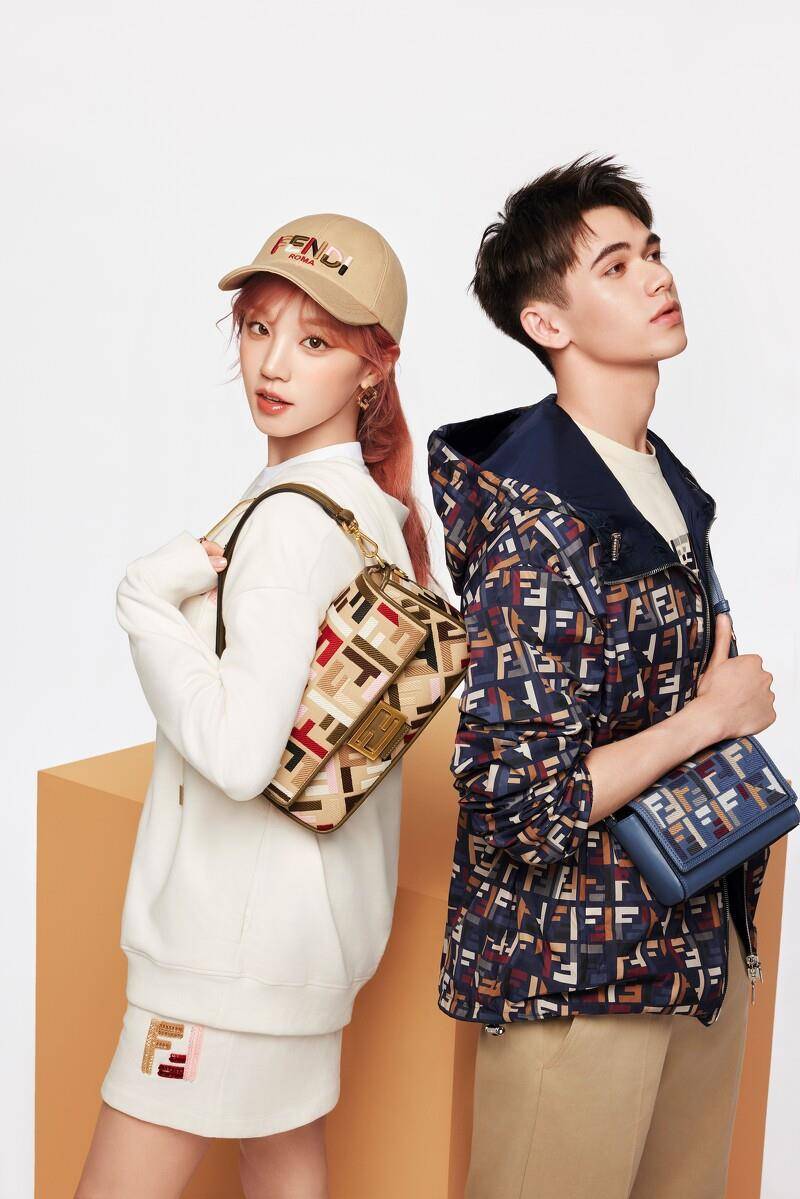 2024七夕情人节精品送礼！刺猬爬上Loewe包超Q、MK Lulu Bag小巧实背 时尚穿搭 图5张