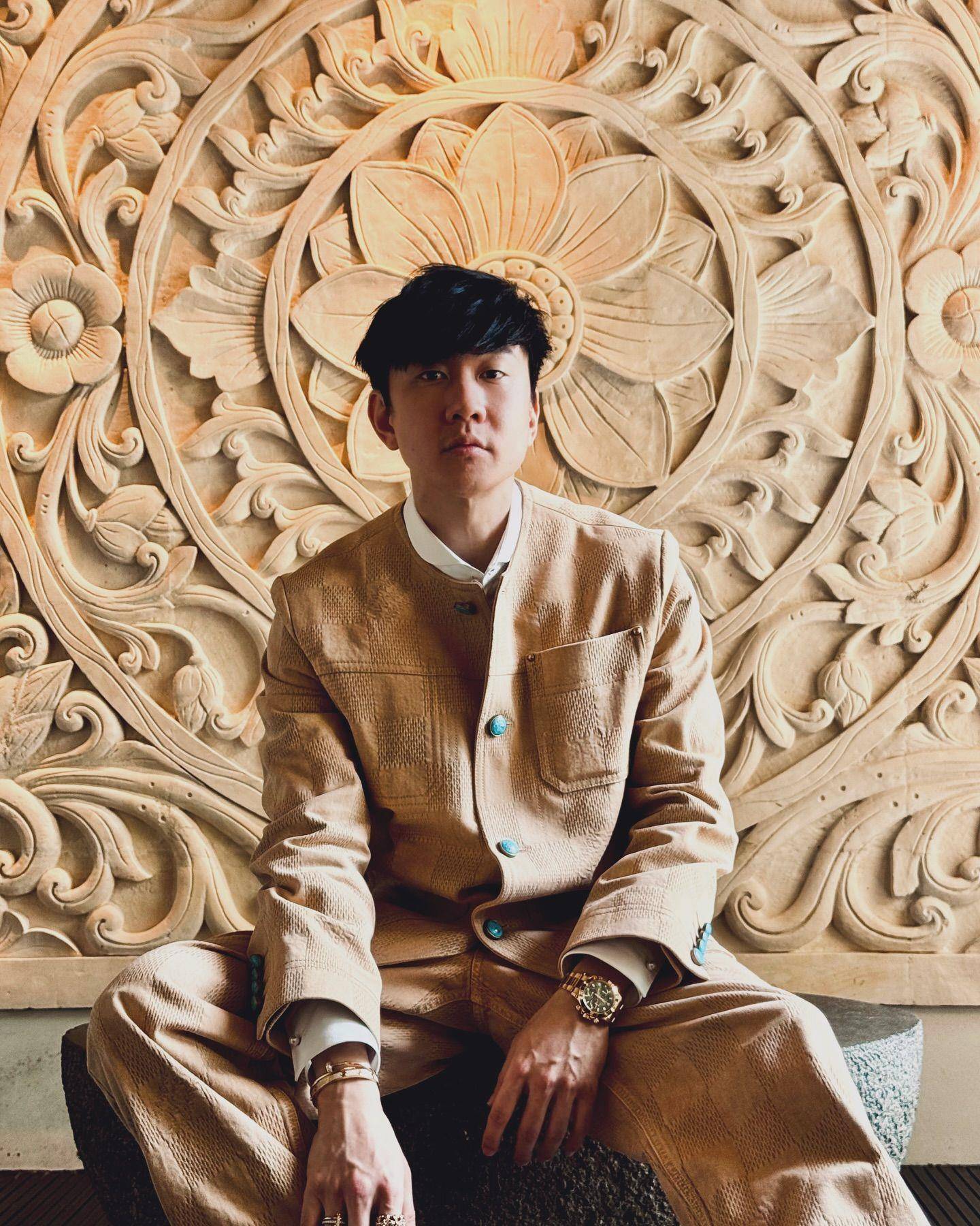 林俊杰炫罕见爱马仕柏金包　缀满流苏想低调也难 名人名流 图3张