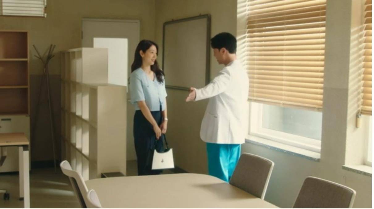 金惠奫、朴信惠都在背的小众品牌包　DIERNEAS热门款式中国台湾都能买到 最新资讯 图1张