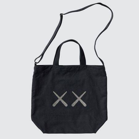 UNIQLO联名KAWS＋安迪沃荷令人期待　大型户外装饰限定店铺展出必打卡 最新资讯 图9张