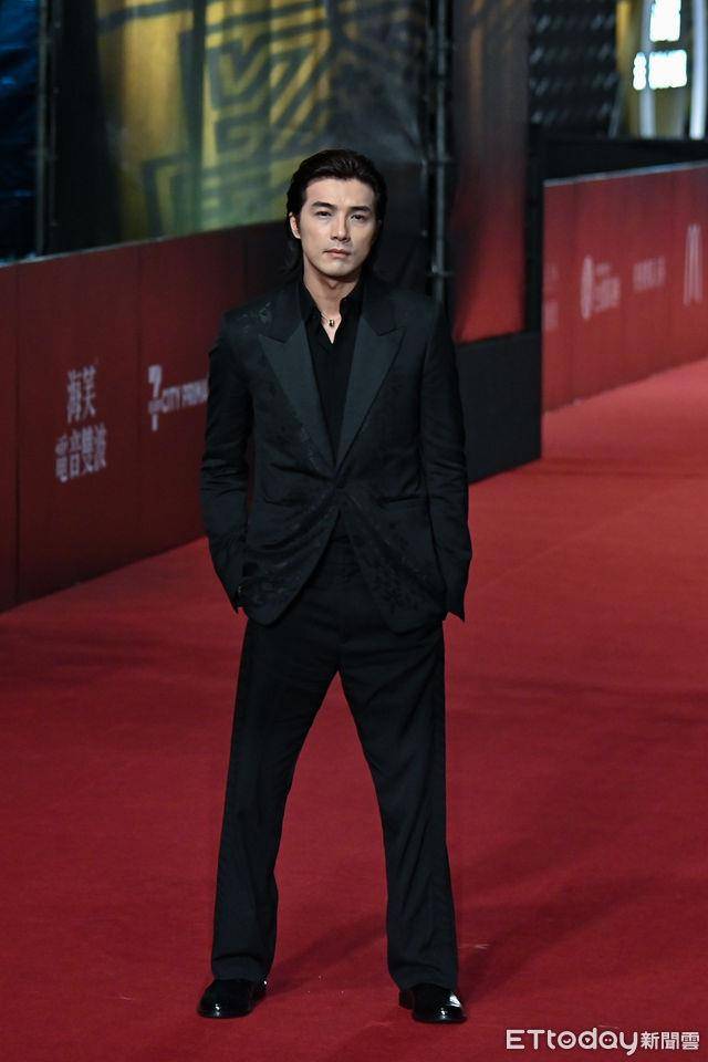 金钟5帅 ／彭千祐衣架子登最帅男神宝座　“白马王子”刘俊谦紧追 时尚穿搭 图5张