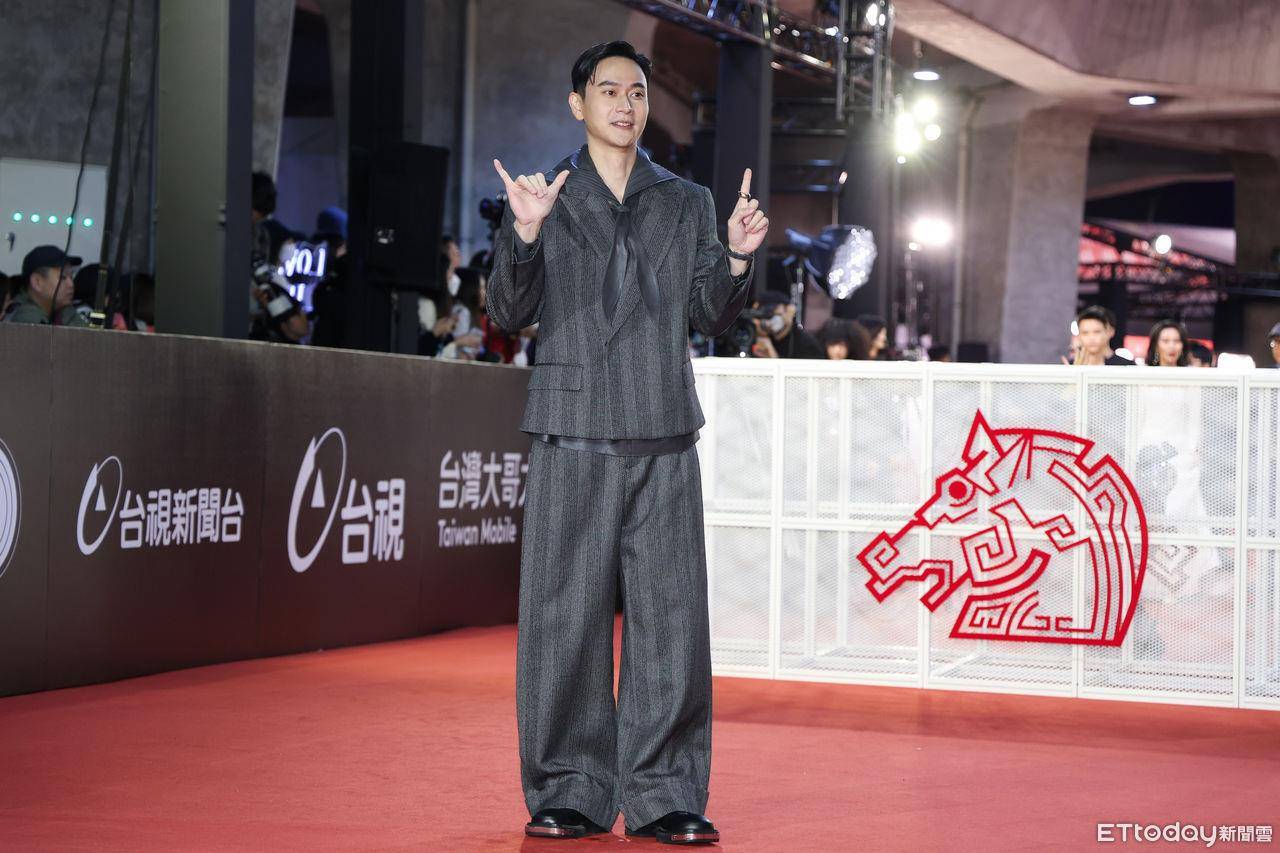 金马时尚／刘冠廷金马主持堪比服装秀 　网赞：根本天生衣架子 时尚穿搭 图2张