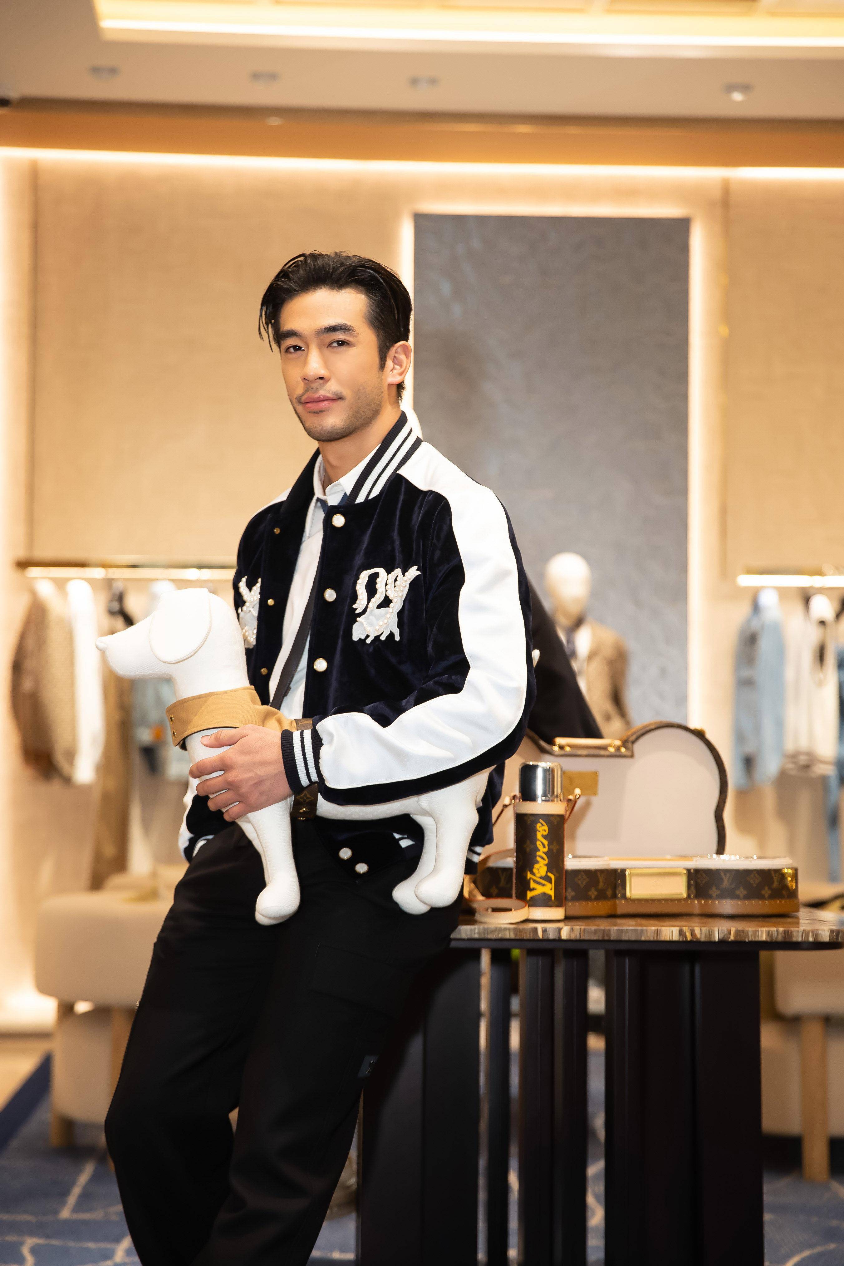 林柏宏包包上挂“LV狗掌”很得意　陈庭妮高喊：为什么你有 名人名流 图7张