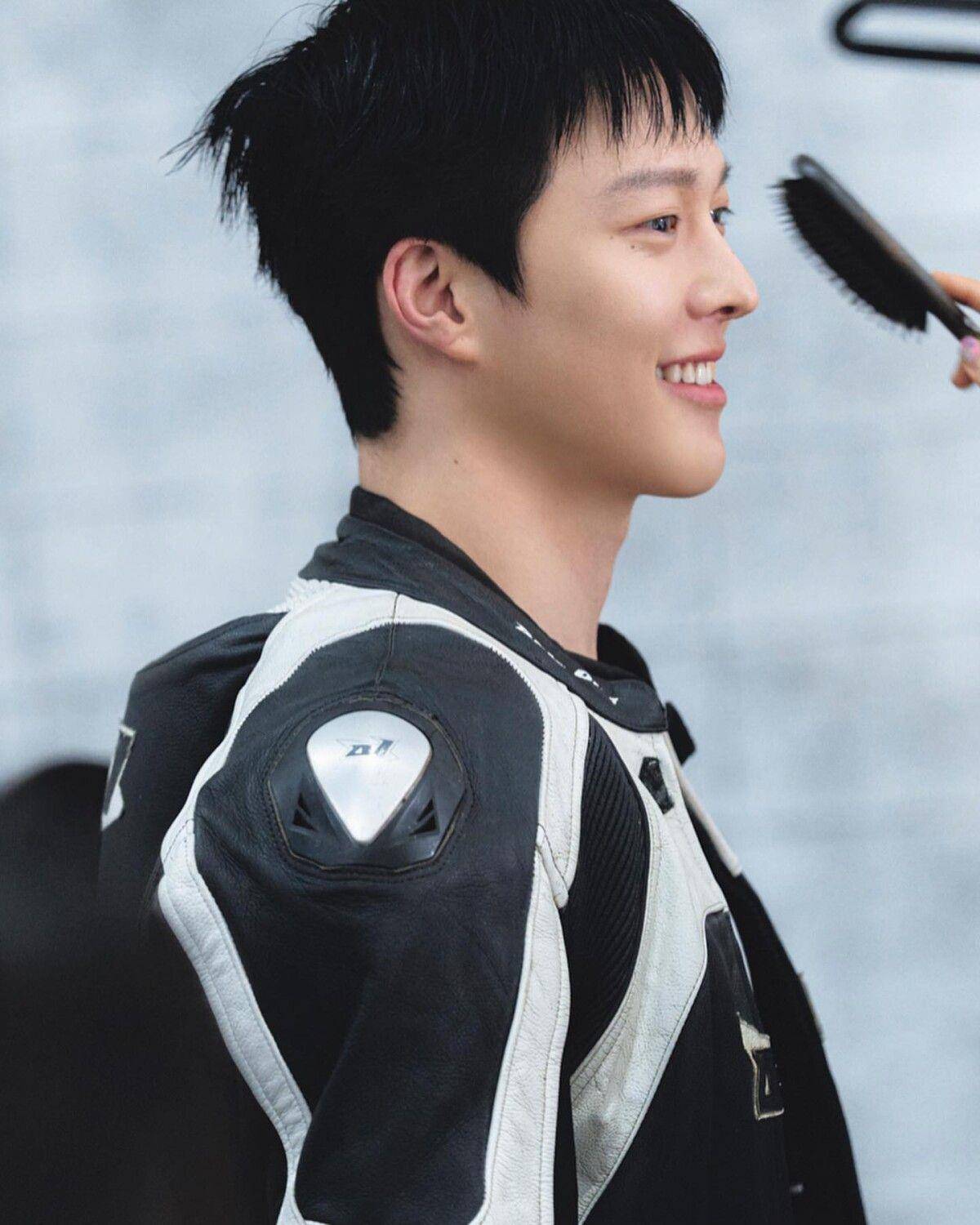 20款韩星高热度“男生发型”推荐　烫后好整理、头型更精致 最新资讯 图10张