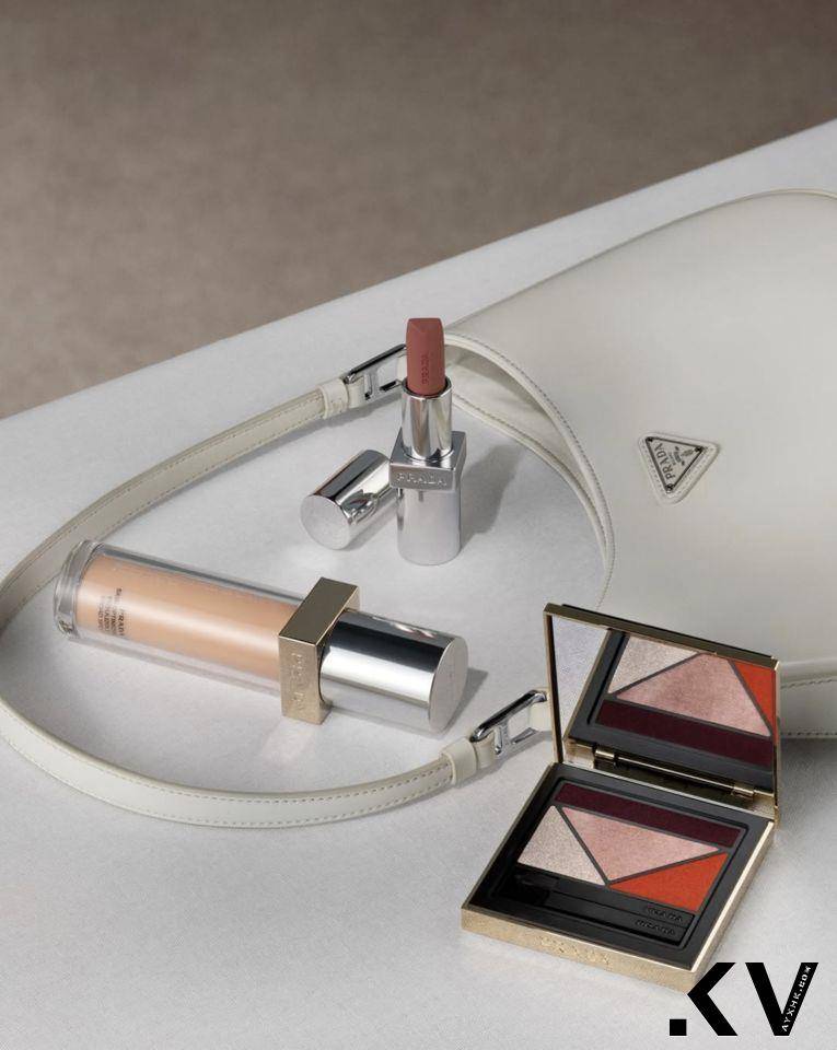 PRADA BEAUTY登台时间、地点曝光！ENHYPEN梁祯元开幕当天也会来 最新资讯 图3张