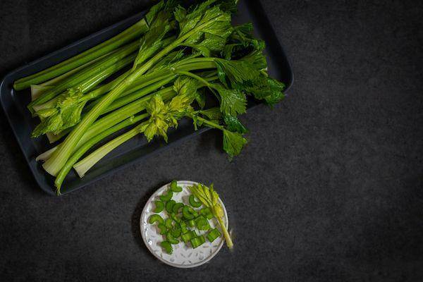身体不卡水！5种“消水肿食物”盘点　香蕉、奇异果都在内 最新资讯 图3张