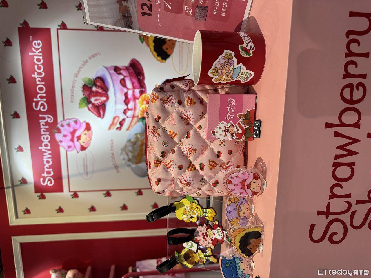 Care Bears快闪店进驻信义A11 王子邱胜翊“大学生穿搭”迷倒粉丝 时尚穿搭 图4张