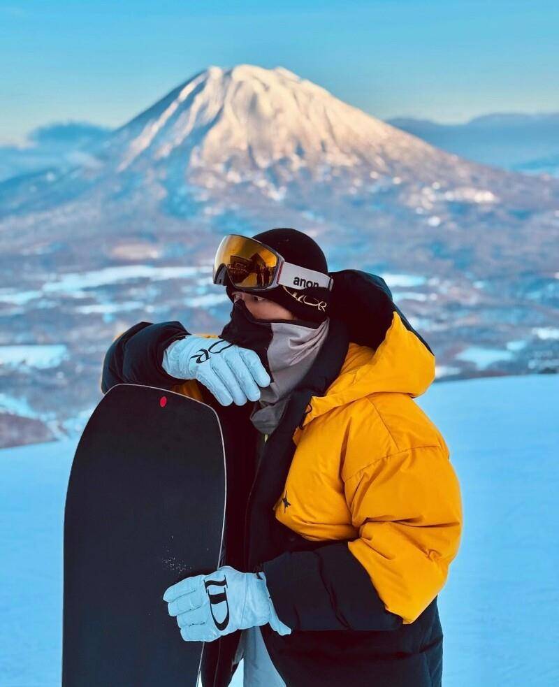 盘点精品雪场时尚！Jennie香奈儿毛毛耳罩　周杰伦全套DIOR联名装备组 最新资讯 图4张