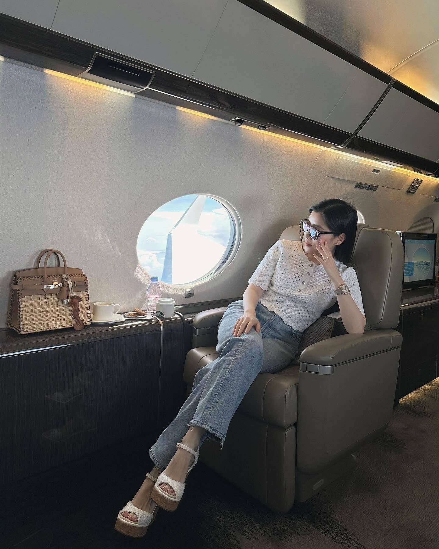 “马来西亚最美千金”华丽表曝光　千万元“表王”收藏美翻 奢侈品牌 图3张