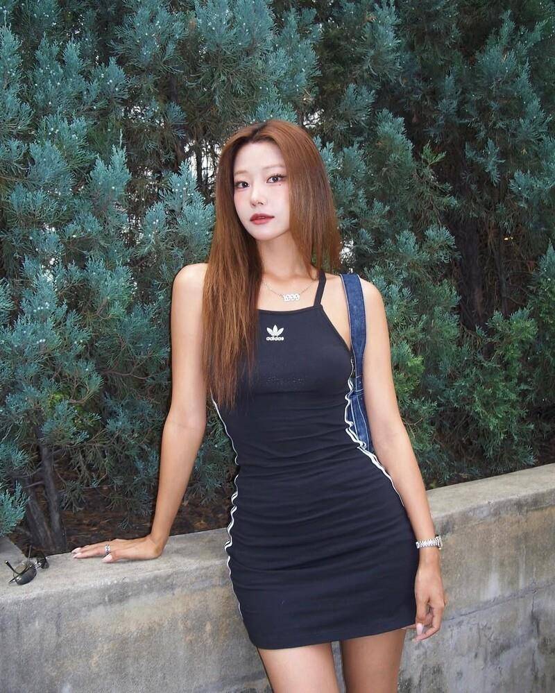《单身即地狱4》裴智妍被Dex称“健康版Sana”　3招穿出街头辣妹风 最新资讯 图3张