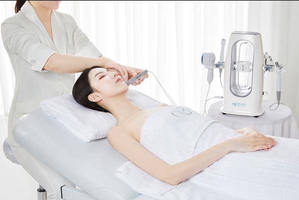 新春开工、肌肤开光！潮正奢美丽塑造“7D天使光护理专案组”下杀63折 最新资讯 图1张