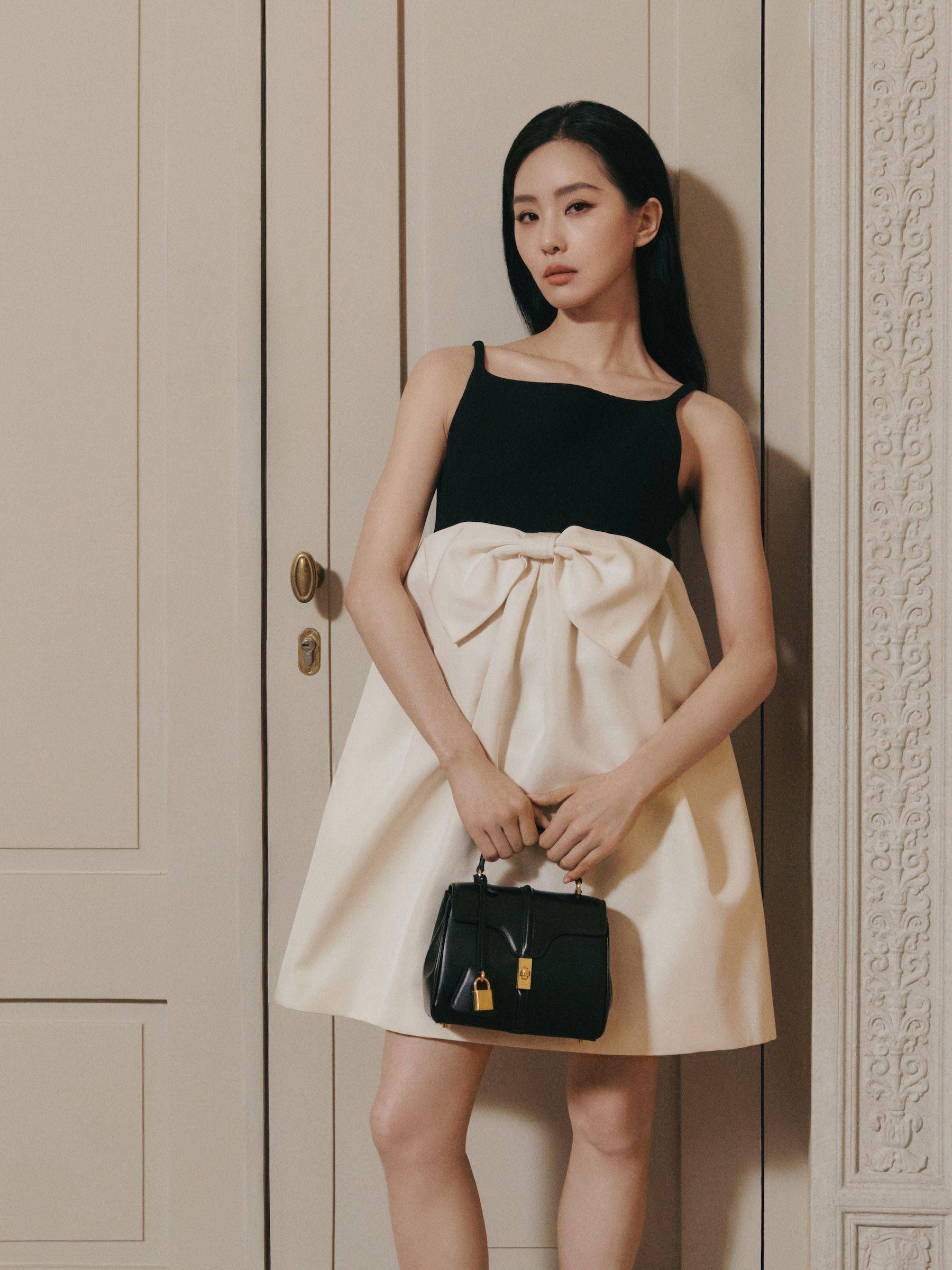 高圆圆秀超完美腿部线条　喜收FERRAGAMO品牌大使头衔 时尚穿搭 图4张