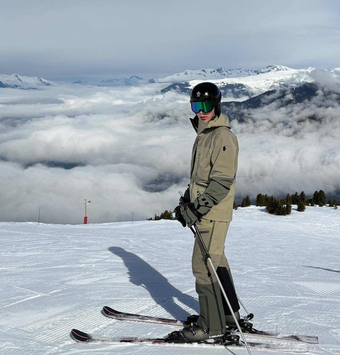 《还魂》李宰旭35万赛车表秀好品味　阿尔卑斯山滑雪英姿帅爆 名人名流 图3张