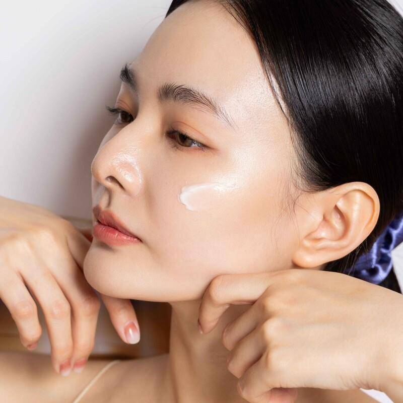 2025“乳霜推荐”15款　从高效抗老、保湿修护、美白通通有 最新资讯 图12张